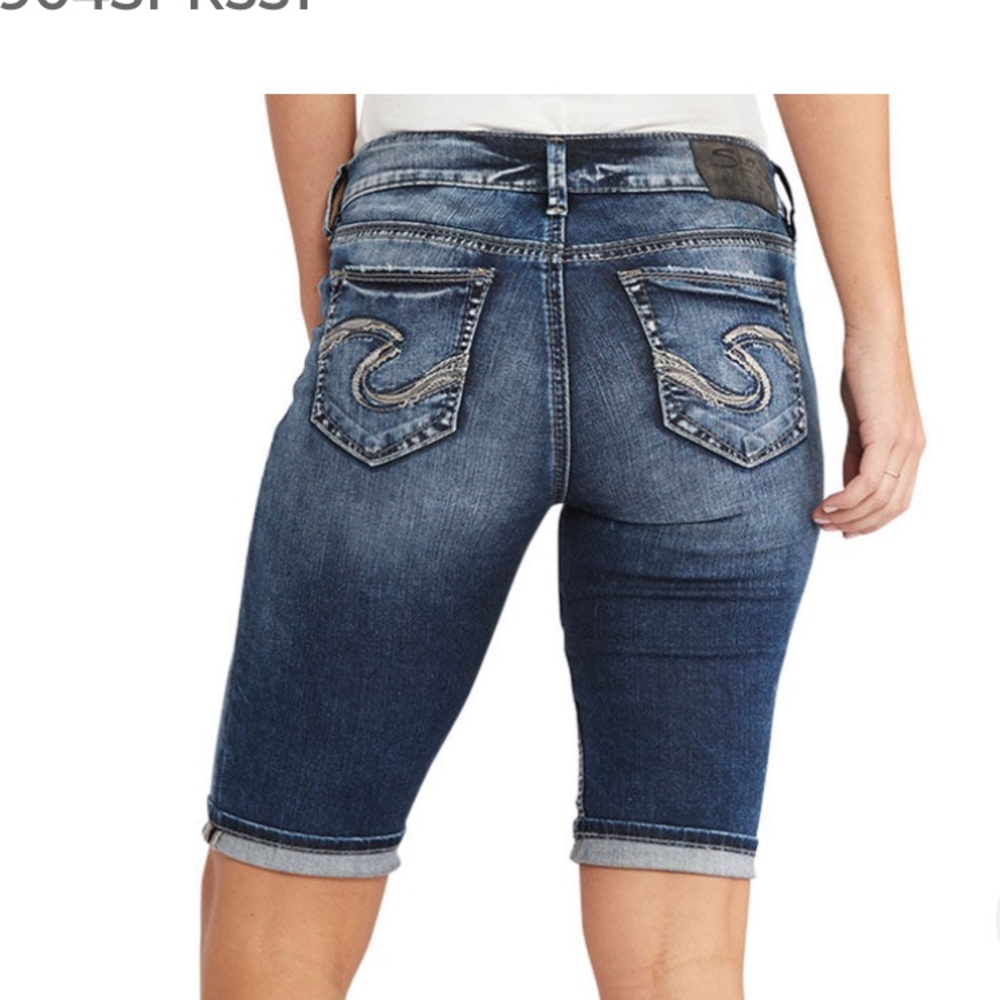 Silver Jeans Sz 28 Suki Bermuda